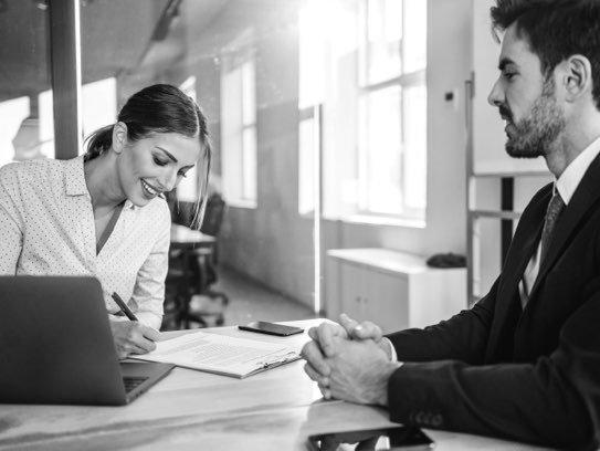 podpisywanie umowy na ubezpieczenie należności